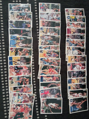 Upperdeck NBA 1993-1994 collectible cards like new, 40 pieces