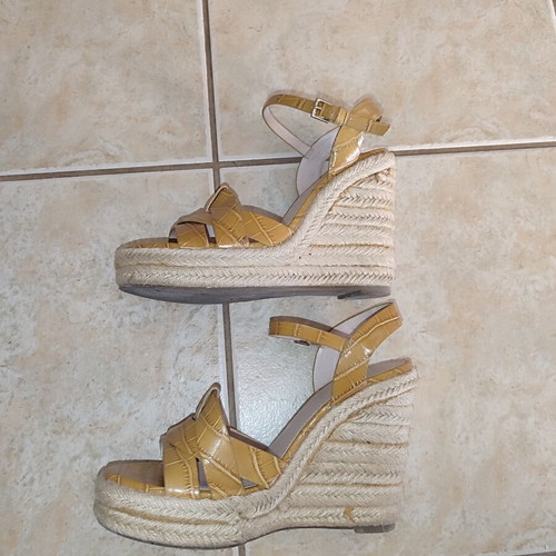 Zara platform sandals size 36 like new, croco faux leather beige yellow