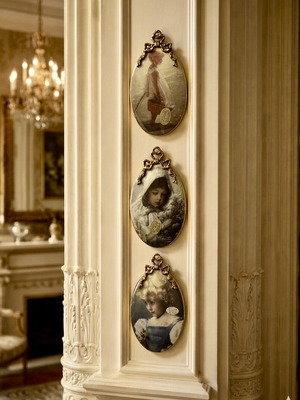 Limoges Porcelain Set of 3 Medallions