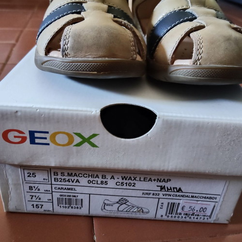 Geox children's sandals, size 25, tan
