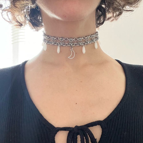 Choker necklace stainless steel with glass beads, new, silver color