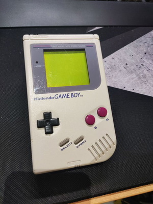 Nintendo Game Boy DMG-01 1989 μεταχειρισμένο με παιχνίδι Super Mario Land