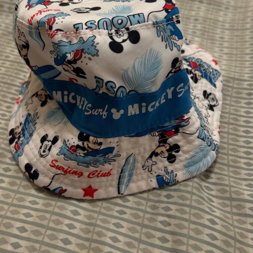 Mickey Mouse Poncho Towel like new, cotton, hooded