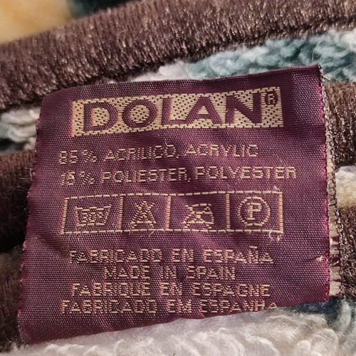 Blanket with leopard motif Dolan like new