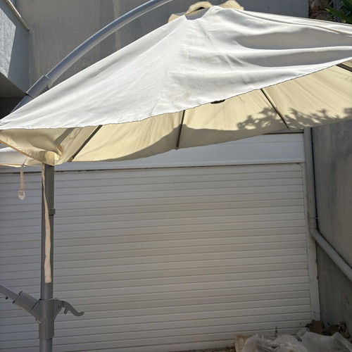 IKEA garden umbrella corner 3x3 meters like new with base