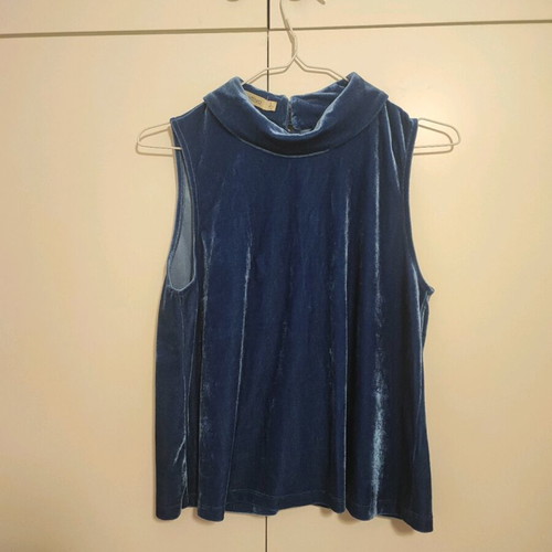 Attrativo Large blouse blue, new, velvet