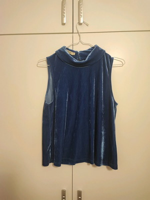 Attrativo Large blouse blue, new, velvet