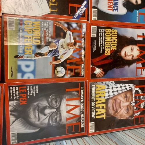 Time magazines used, American edition 15 issues 2002