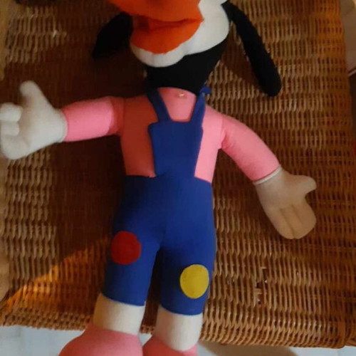 Large Goofy doll used, rare, possibly Greek made from the 80s
