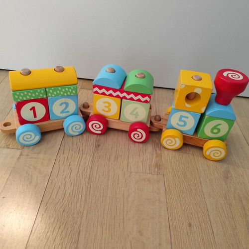 ELC wooden stacking train like new