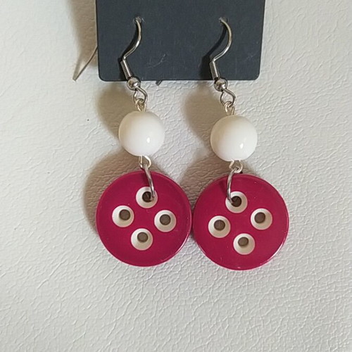 Handmade earrings with buttons in burgundy, length 5 cm, new