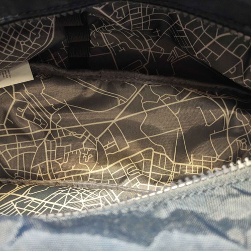 Kipling Medium Waterproof Cosmetic Bag like new, dark blue