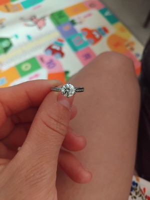Moissanite ring 1ct silver with zirconia side stones new size 5