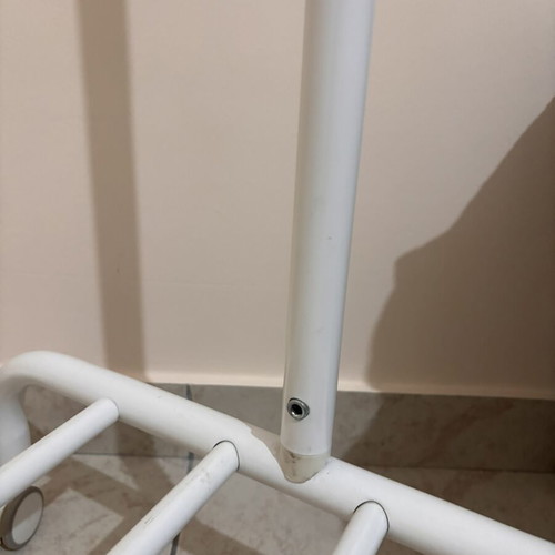 Clothes Rack Steel with Telescopic Bar like new