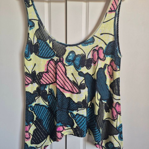 Zara Printed Blouse with Side Points Size M like new