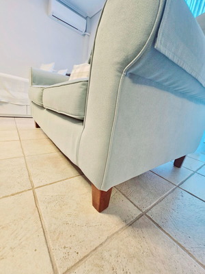 Σετ 2 καναπέδες στυλ country σιέλ σαν καινούργιο