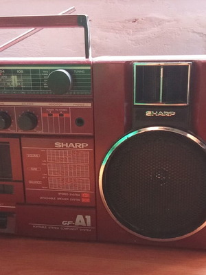 Sharp GF A1 boombox cassette radio red used, 1980s