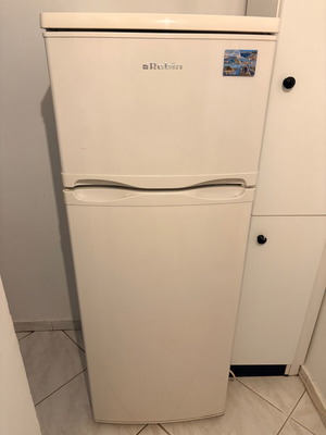 Robin refrigerator, height 1.70 m