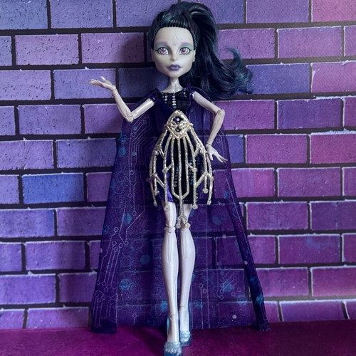 Elle Eddie Monster High Boo York doll