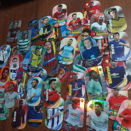Metal tags with football players, pack of 45, like new