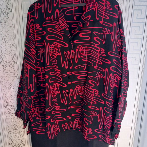 Skirt and shirt set new, size medium
