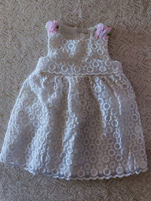 Mayoral dress for 18 months, like new, white with lace and pink flowers