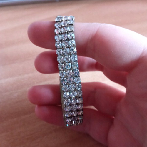 Women's bracelet