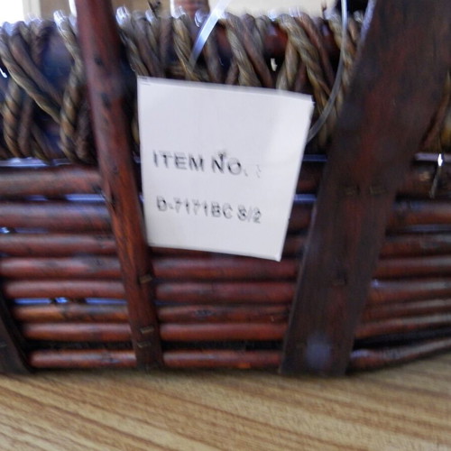 Polygon basket with handle large D-7171BC like new