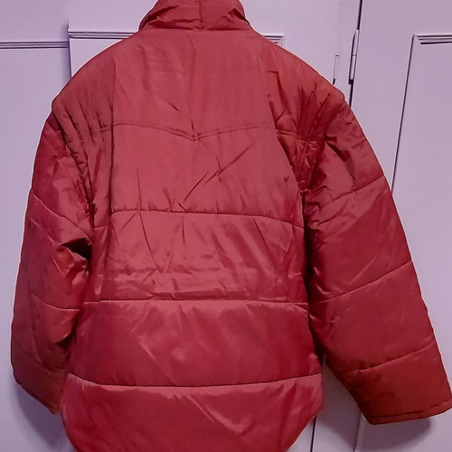 Burgundy jacket used with detachable sleeves XL
