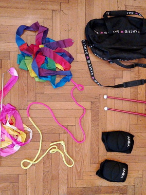 Enorganis instruments and bag used, all together
