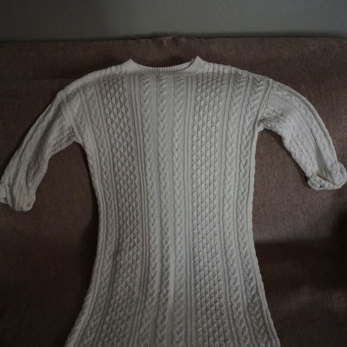 Bershka women's long white sweater like new with short sleeves