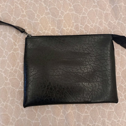 Black croco pattern wrist bag like new