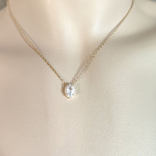 Stainless steel necklace with white pendant