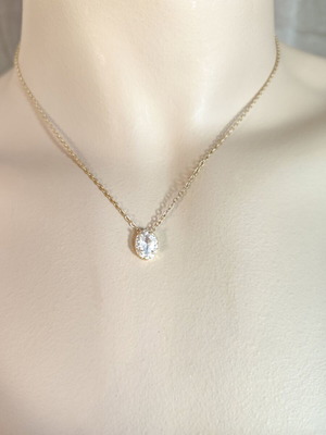 Stainless steel necklace with white pendant