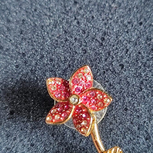 Swarovski hanging earrings flowers pink like new