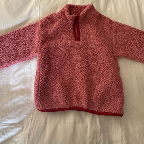 Gap fleece sweatshirt for girl 5 years pink like new, warm