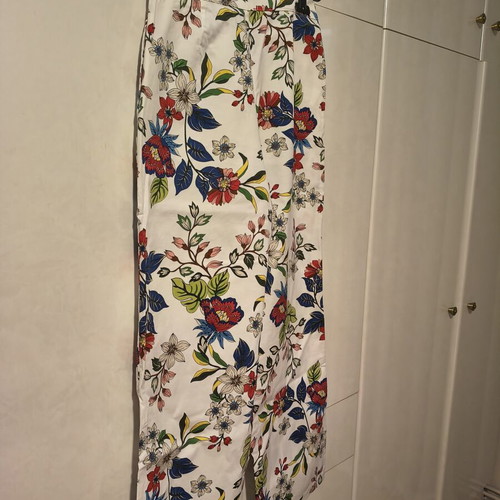 Wide leg pants with colorful floral pattern, like new