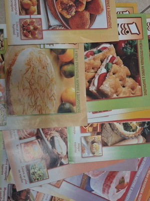 Chef magazines set of 43, like new