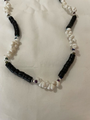 Vintage surfer dude necklace new, organic, shell brown and white