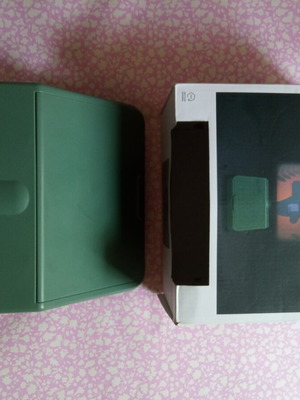 Mobile phone projector