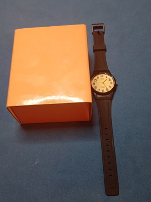Q&Q watch new for everyday use