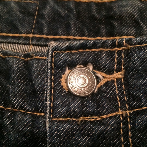 VINTAGE LEVI'S TWISTED SEAMS JEANS