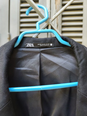 Zara black jacket like new