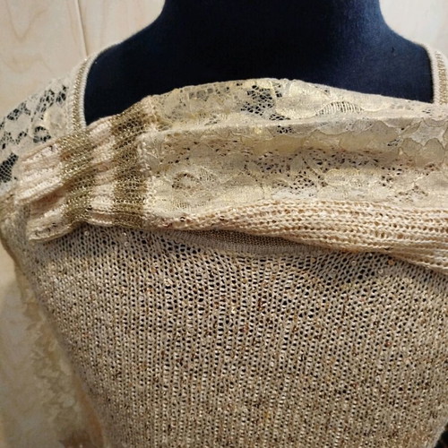G-ladies knitted sweater like new, size L, beige with gold details