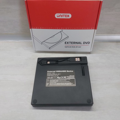 Unitek T037A External DVD/CD Drive 5-in-1 with USB Hub and SD Slot new