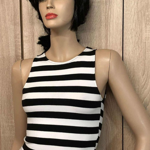 Basics top like new, size S/M, black and white