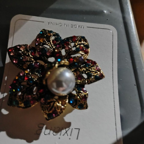 Rose Brooch with Pearl and Crystals New Vintage Accessory