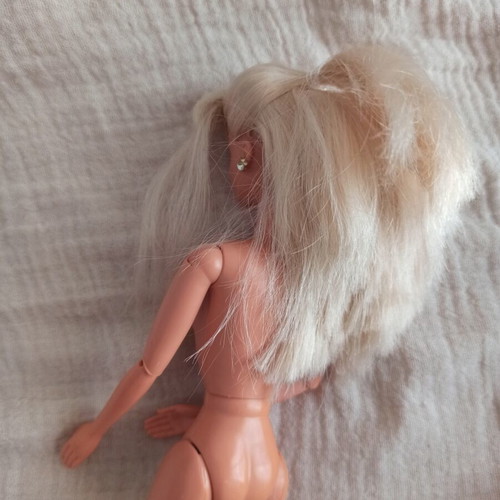Barbie gymnast 1994 used with Super Gymnast Barbie 1995 outfit and articulated body