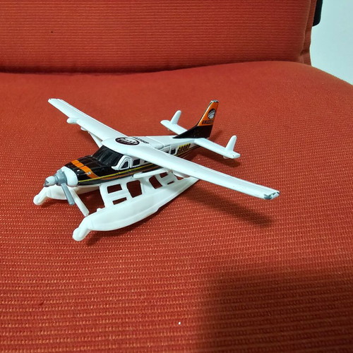 Matchbox Caravan airplane used
