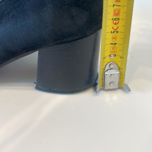 Moschoutis women's suede shoes used, size 39, black